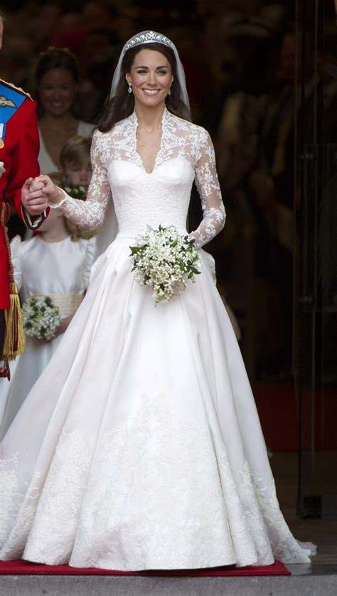 wedding dresses similar to kate middleton|who designed kate's wedding dress.